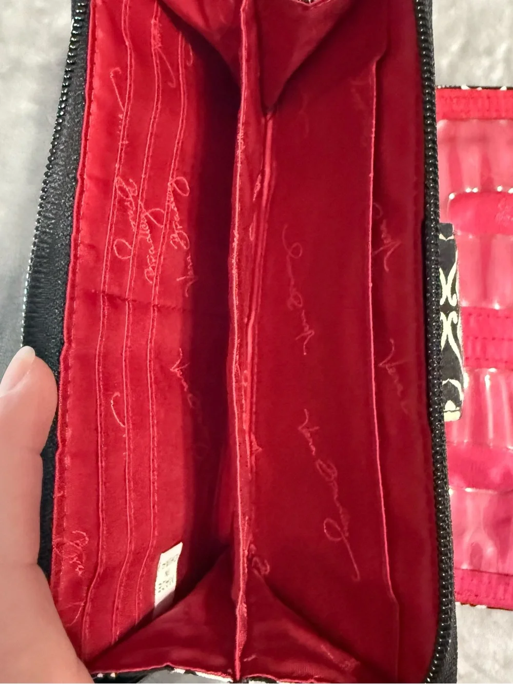 Vera Bradley Black & White Patterned Turnlock Zip Wallet